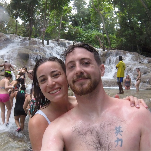 Meet your Posher, Jessica - Picture 1 of 1